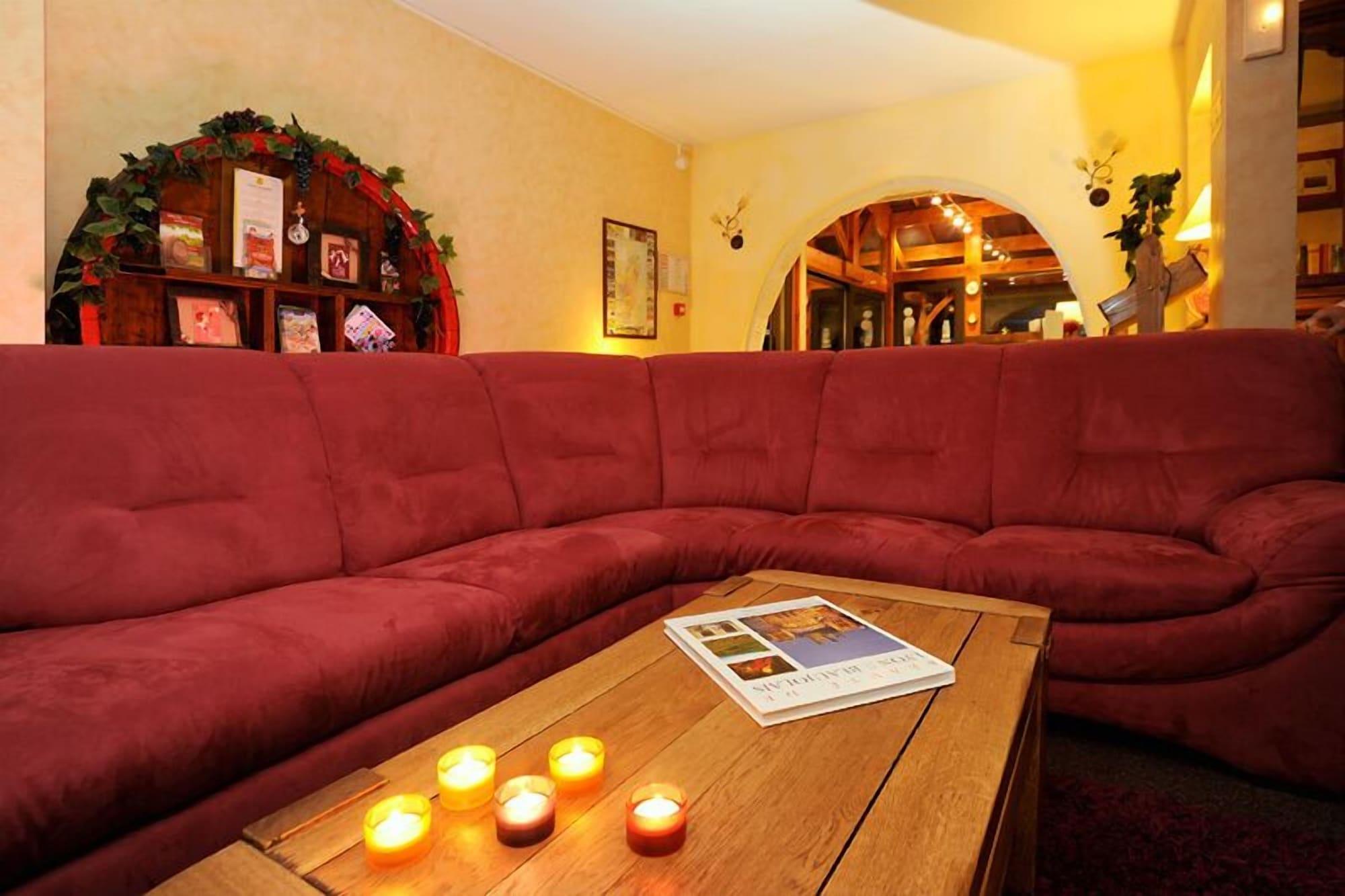 Logis Hotel Des Grands Vins Fleurie Exteriör bild