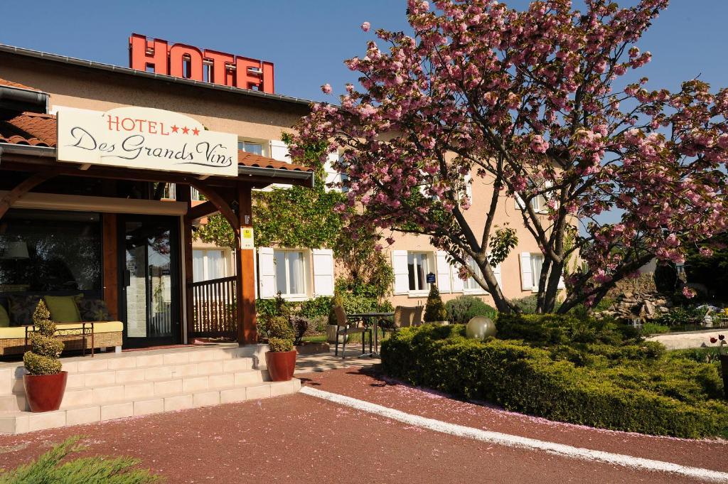 Logis Hotel Des Grands Vins Fleurie Exteriör bild