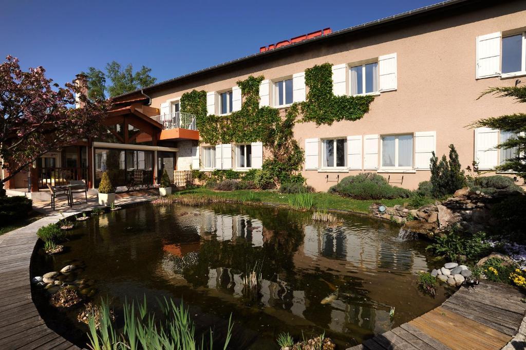 Logis Hotel Des Grands Vins Fleurie Rum bild